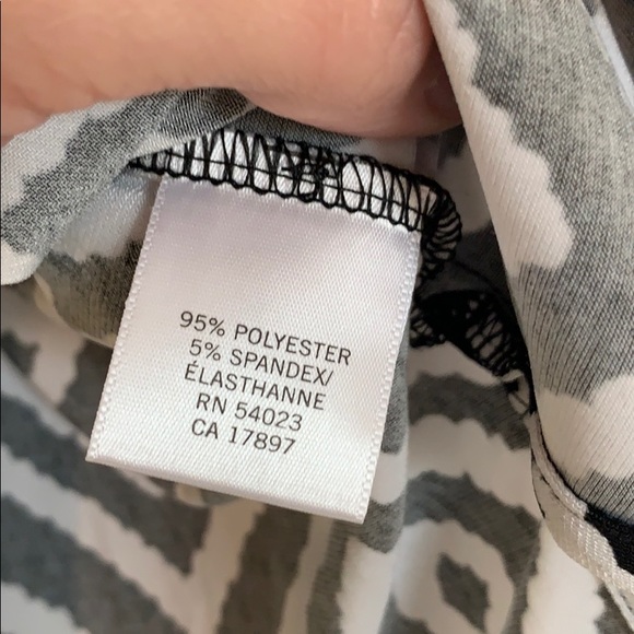 Black & white top - Picture 4 of 4